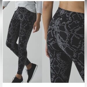 Lululemon leggings size 2